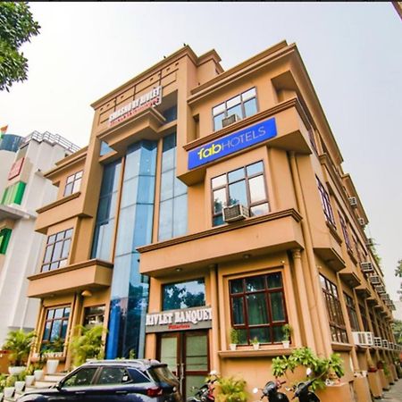Fabhotel Prime The Rivlet Mg Road Ґурґаон Екстер'єр фото