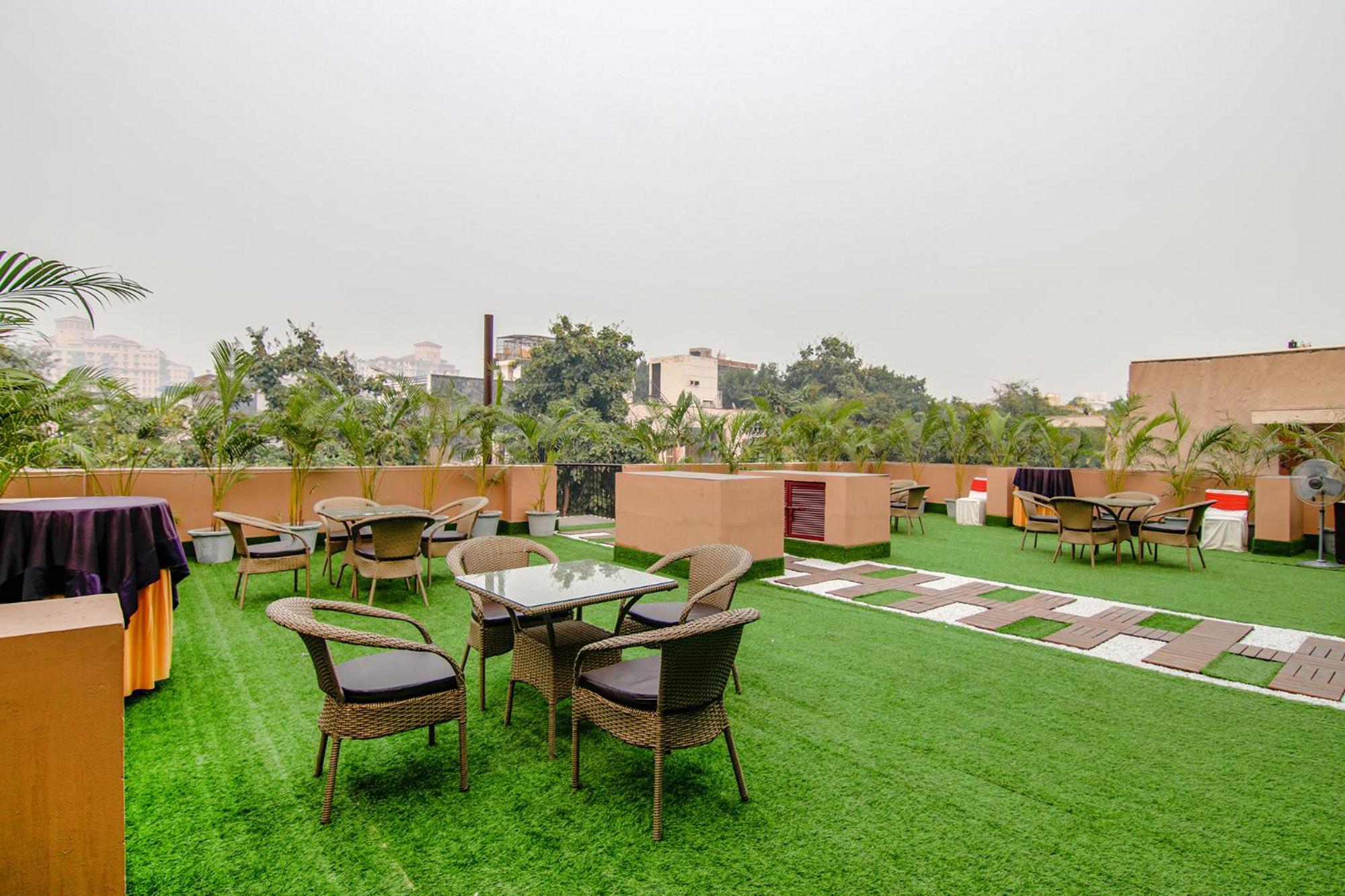 Fabhotel Prime The Rivlet Mg Road Ґурґаон Екстер'єр фото