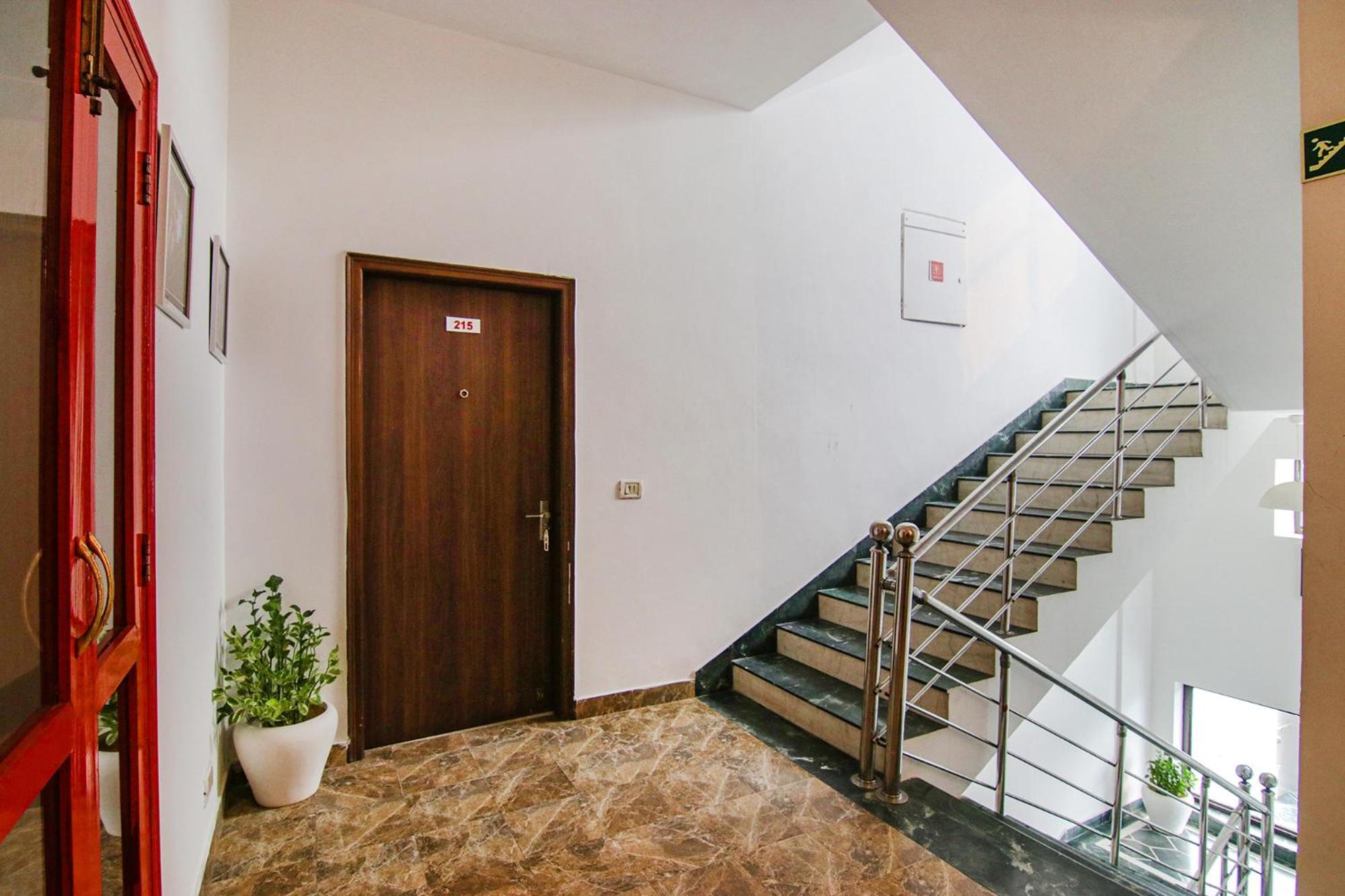 Fabhotel Prime The Rivlet Mg Road Ґурґаон Екстер'єр фото