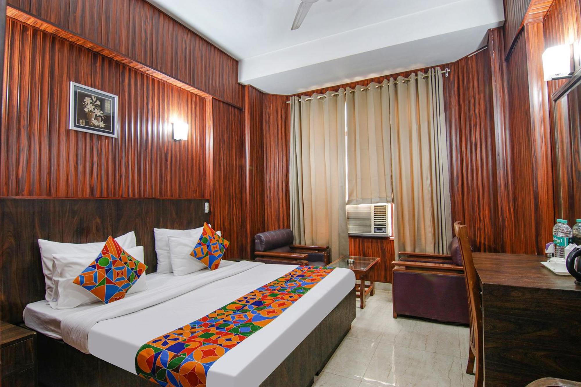 Fabhotel Prime The Rivlet Mg Road Ґурґаон Екстер'єр фото
