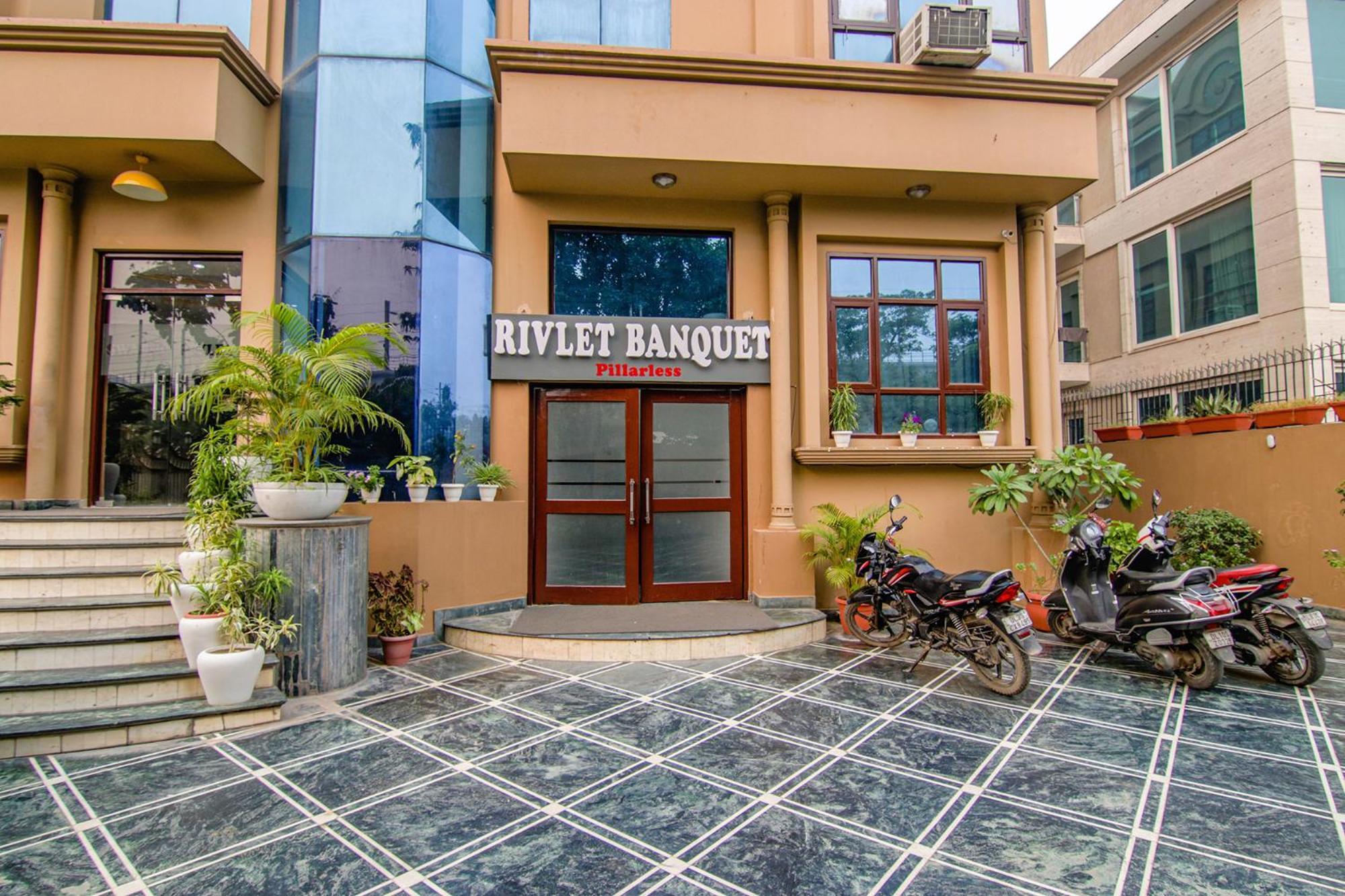 Fabhotel Prime The Rivlet Mg Road Ґурґаон Екстер'єр фото
